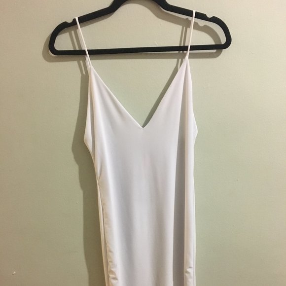 Fashion Nova - White Fitted Pencil Dress - Item#46 - Picture 1 of 7